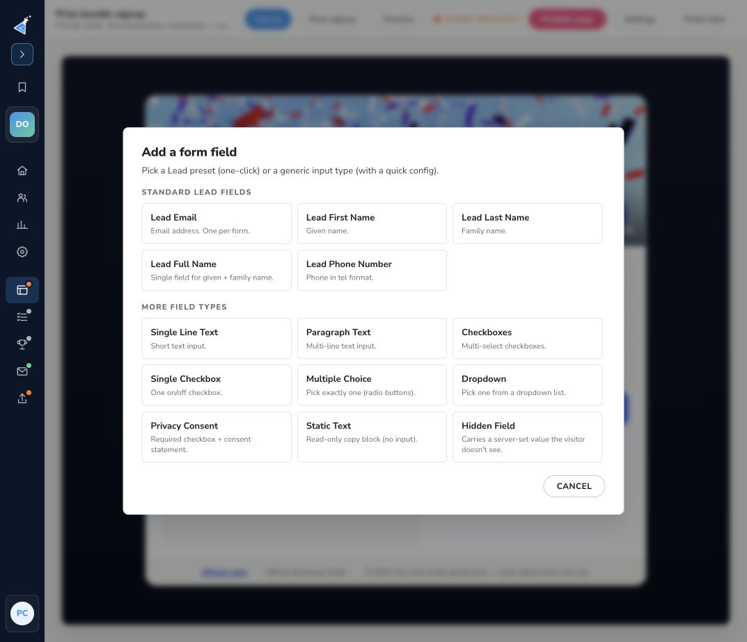 Form field picker with standard lead fields and additional field types